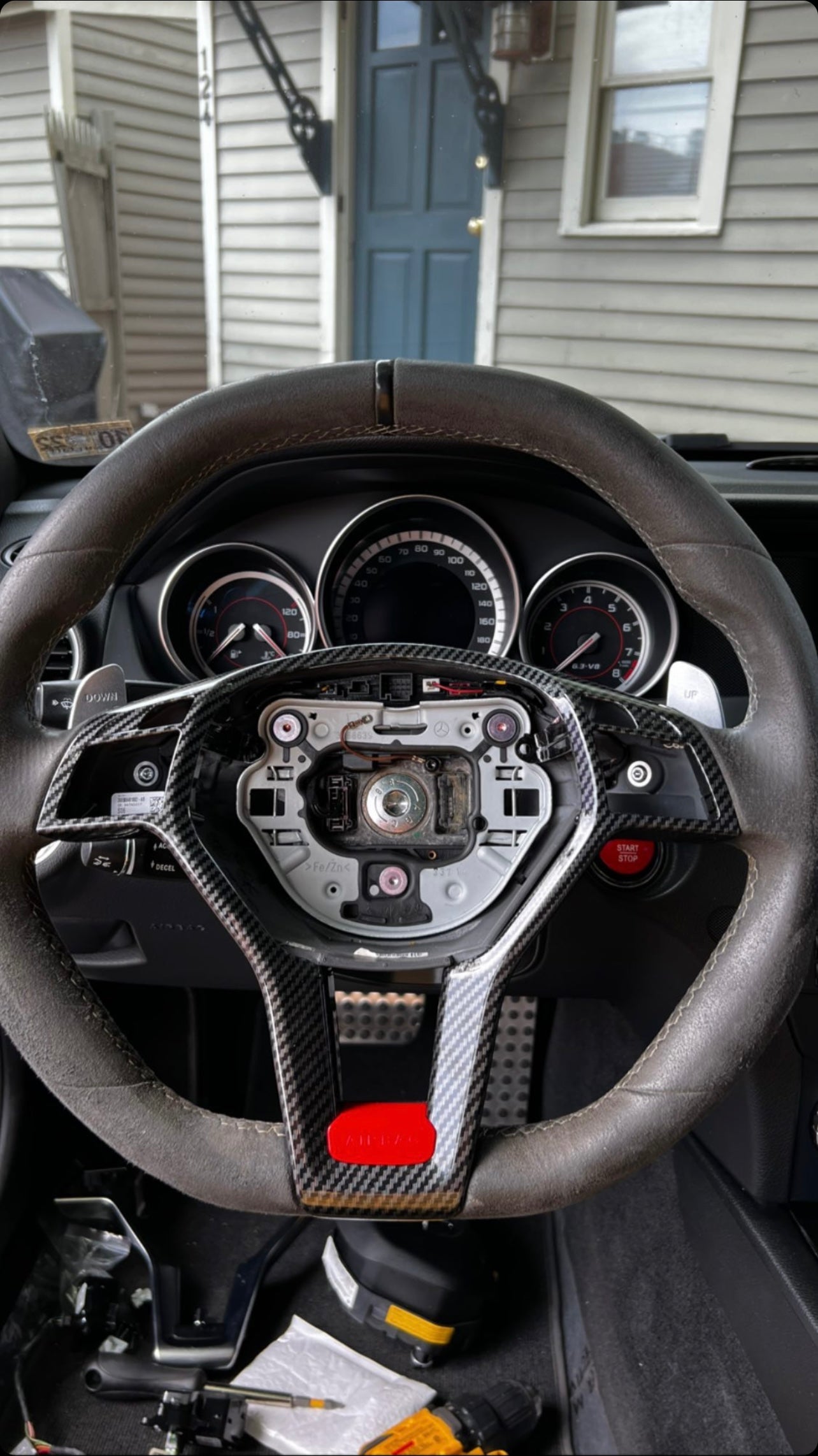 W204 C63 Facelift Steering Wheel Trim