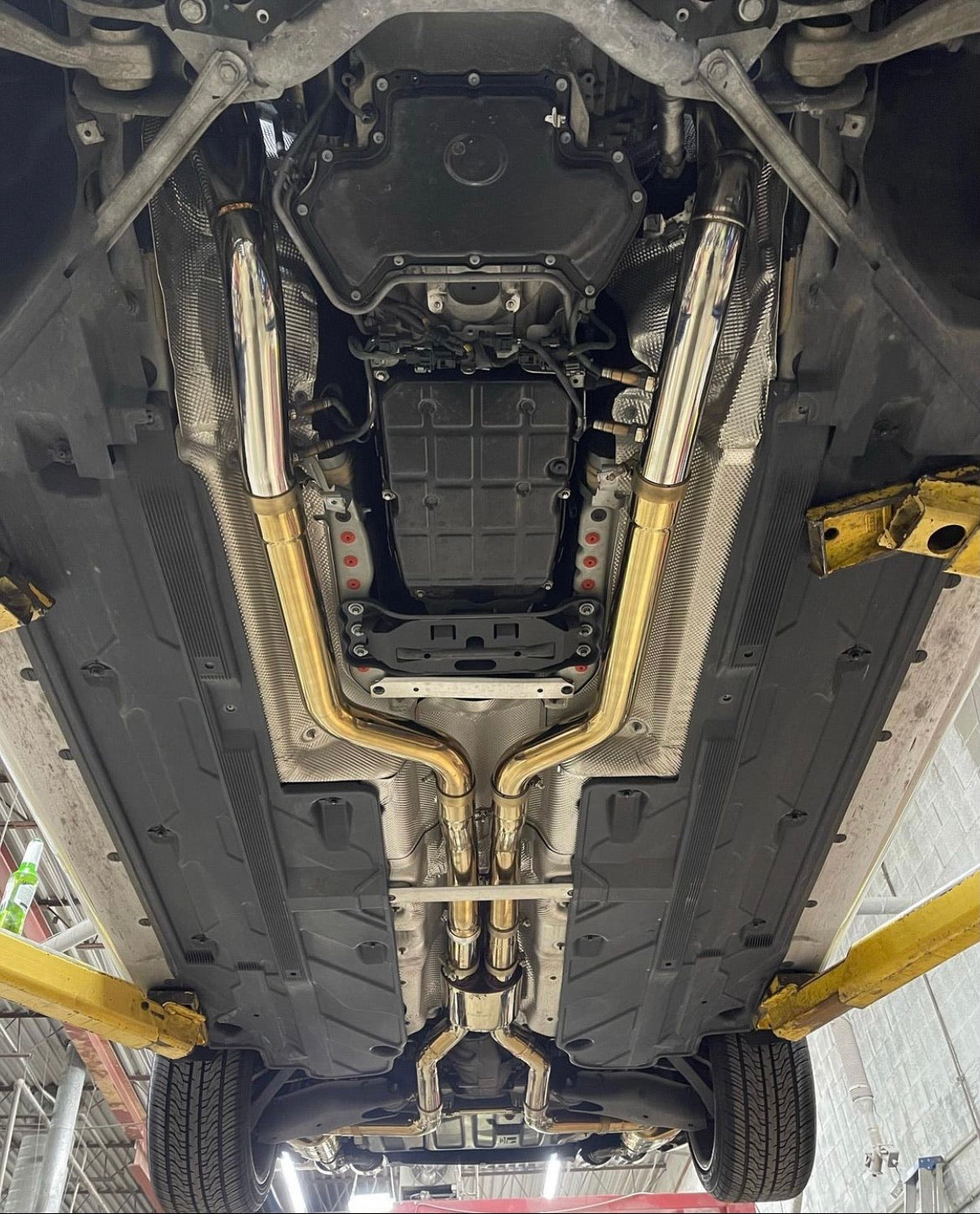 Mercedes C63 AMG W204 Valved exhaust
